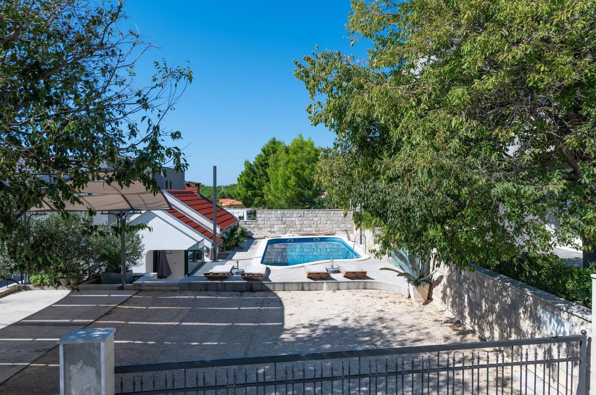 Villa Em Макарска Экстерьер фото